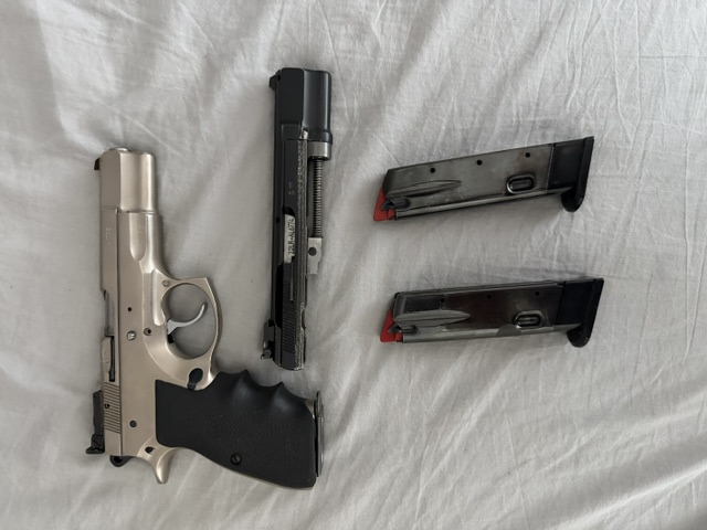 CZ 75B + CZ 75 KADET
