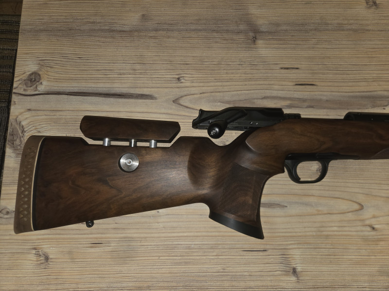 Blaser R8 