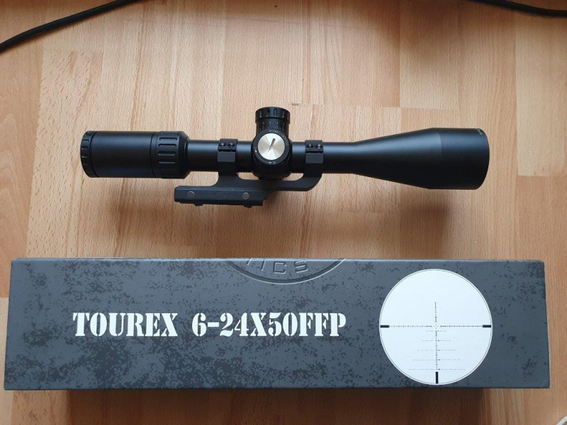 Vector Optics Tourex 6-24x50