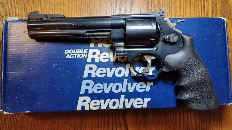 Smith Wesson 29-4 Classic Champion 44 Rem Mag