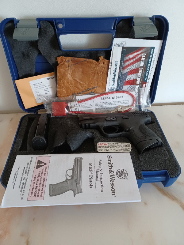 Smith & Wesson M&P 40C, 40 S&W