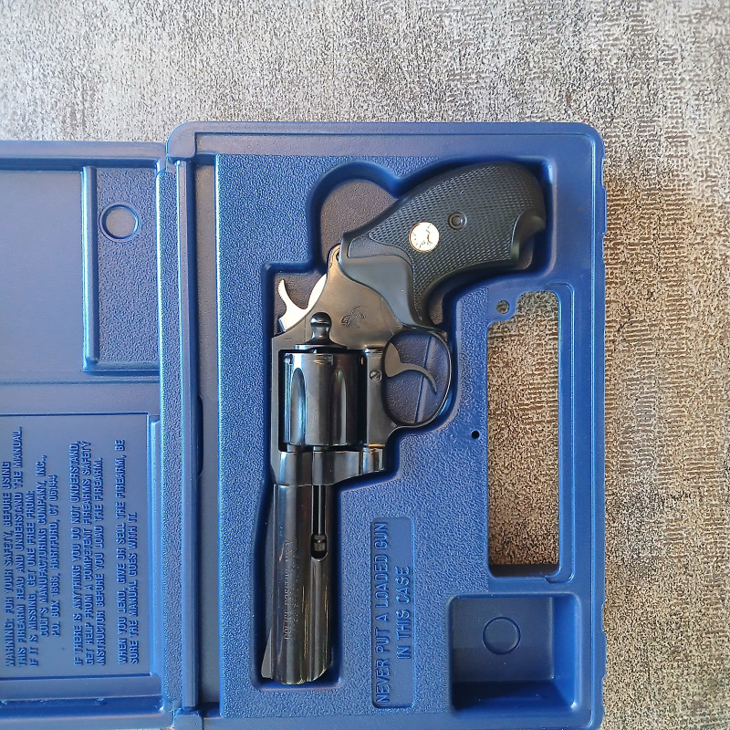Prodám Revolver Colt policie pozitivem 38 Speciál 