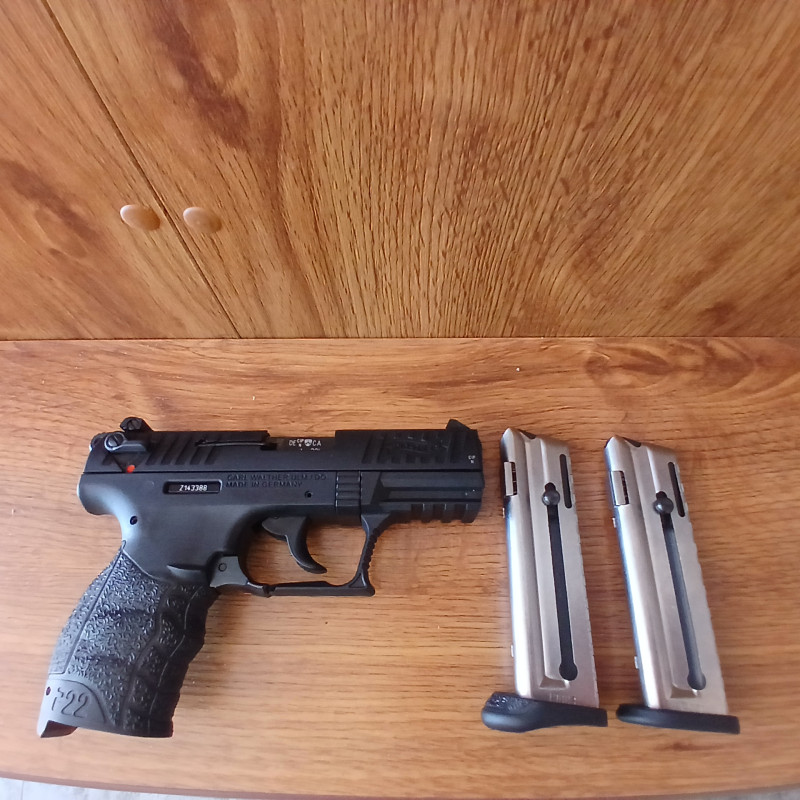 Samonabíjecí pistol WALTHER P22Q