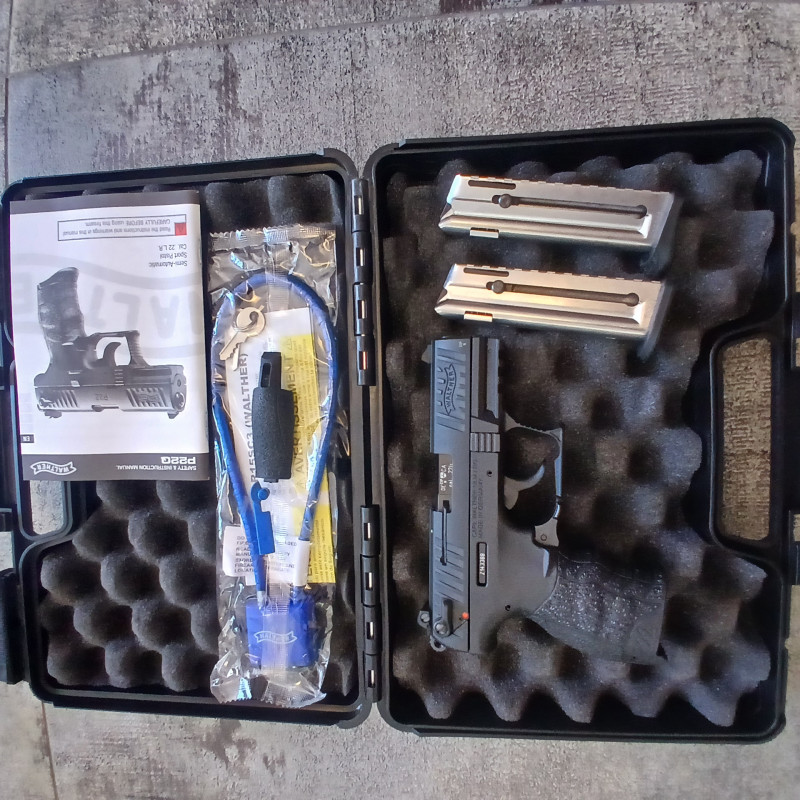 Samonabíjecí pistol WALTHER P22Q
