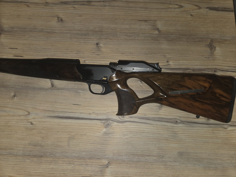 Blaser R8 