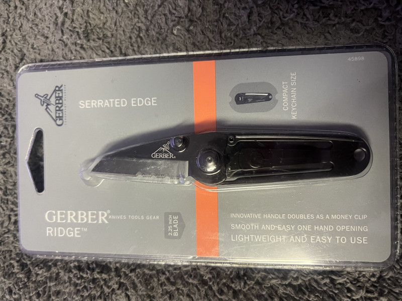 Kapesní zavírací nůž Gerber (Fiskars) nový