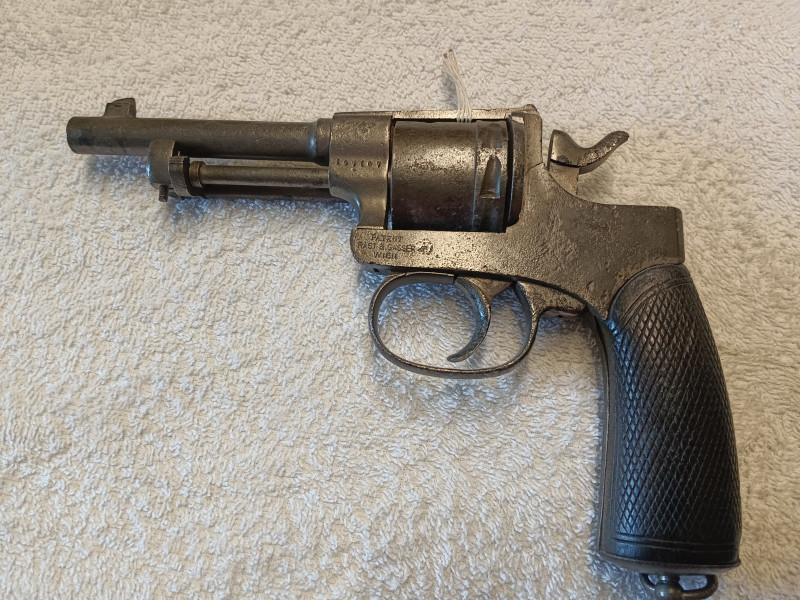 Revolver Gasser - rakousko-uherský z roku 1895