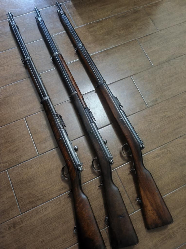RU opakovací armádní puška Steyer 1886