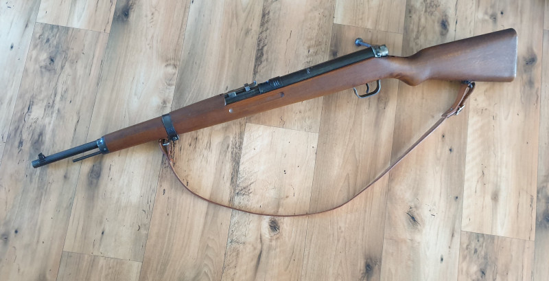 Vojenská vzduchovka VZ.47 cal.4,45mm s řemenem