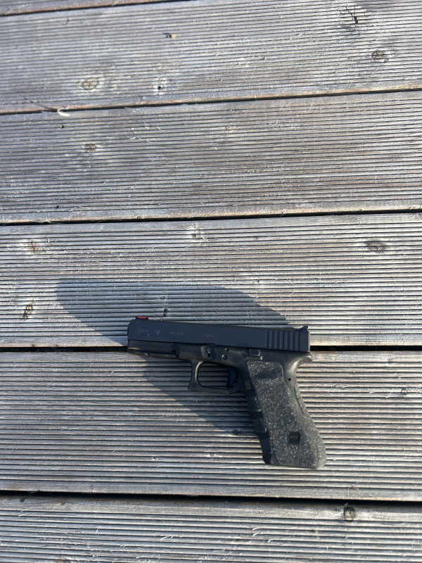 Prodám glock 17 gen 3