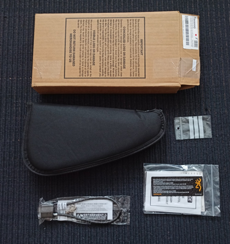 Browning Buckmark Plus Rosewood UDX .22 LR