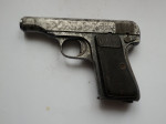 Pistole DWM r. 7,65