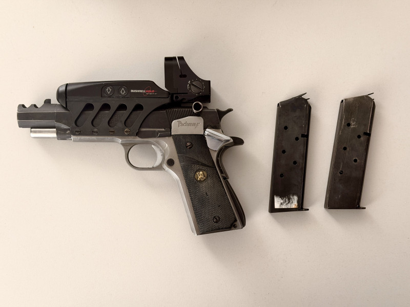 Samonabíjecí pistole Springfield Armory 1911 A1,ráže .45 ACP
