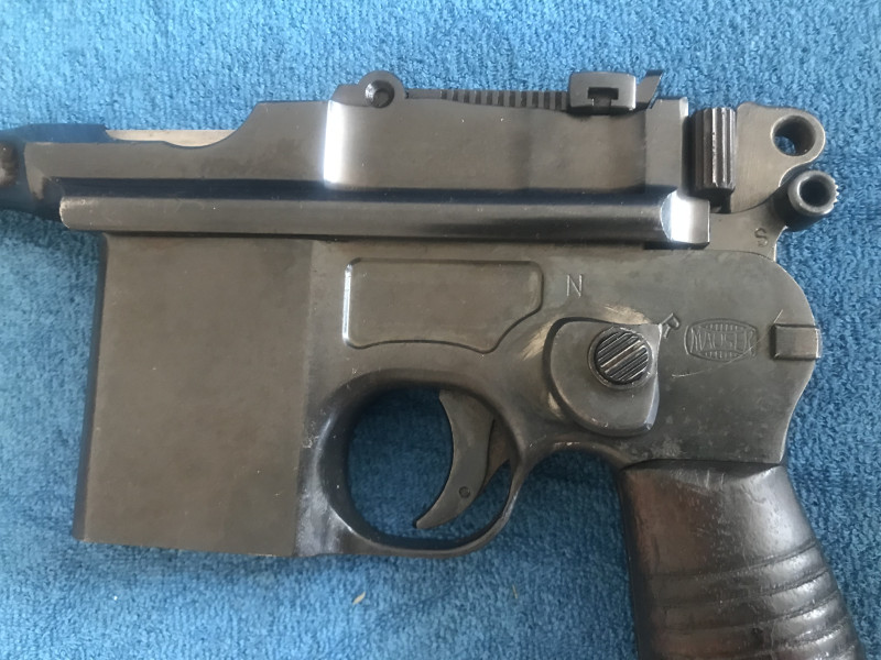 Mauser C96 / 712 