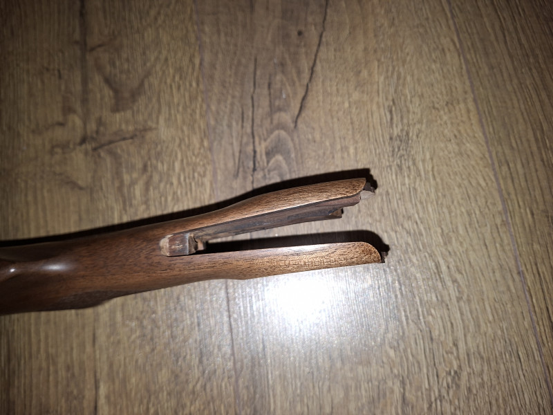 Pažba Beretta 686 Sporting