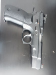 CZ85