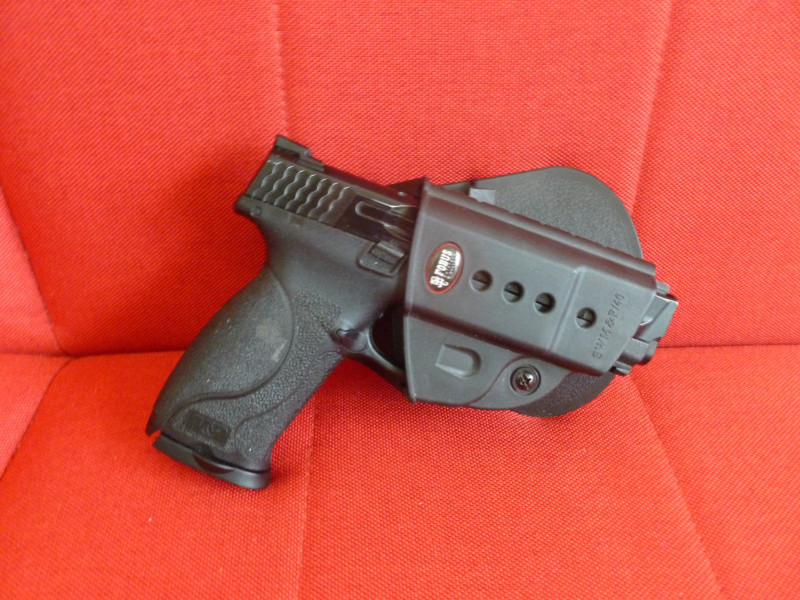 Pistole T4E