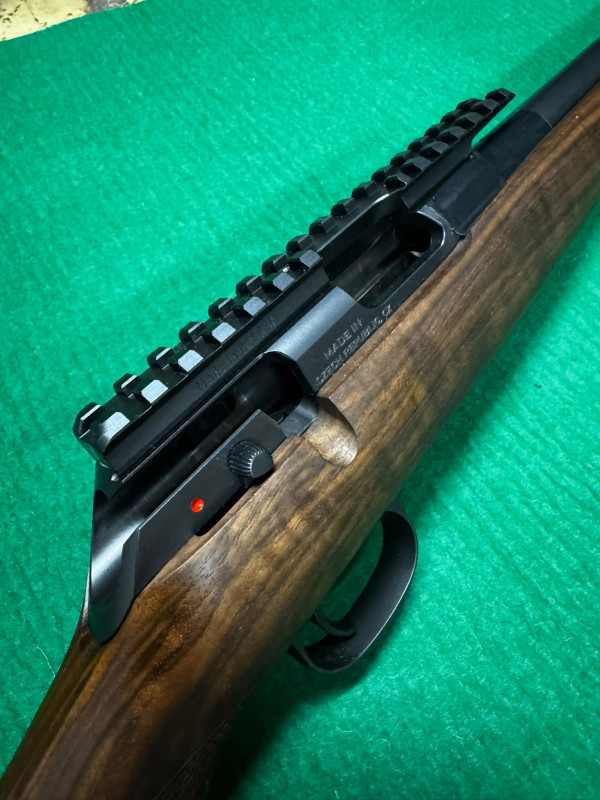 Picatinny lišta MIL-STD-1913 pro CZ 457