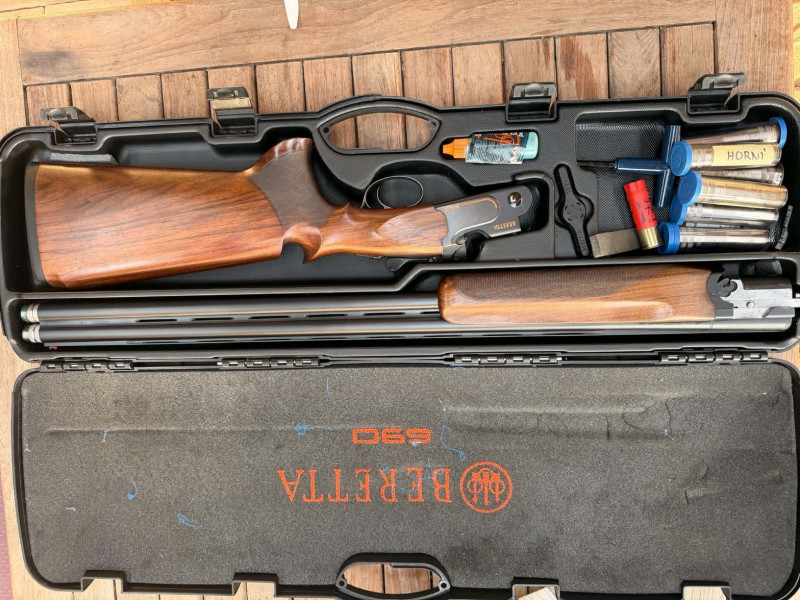Beretta 690 Black Sporting 12/76