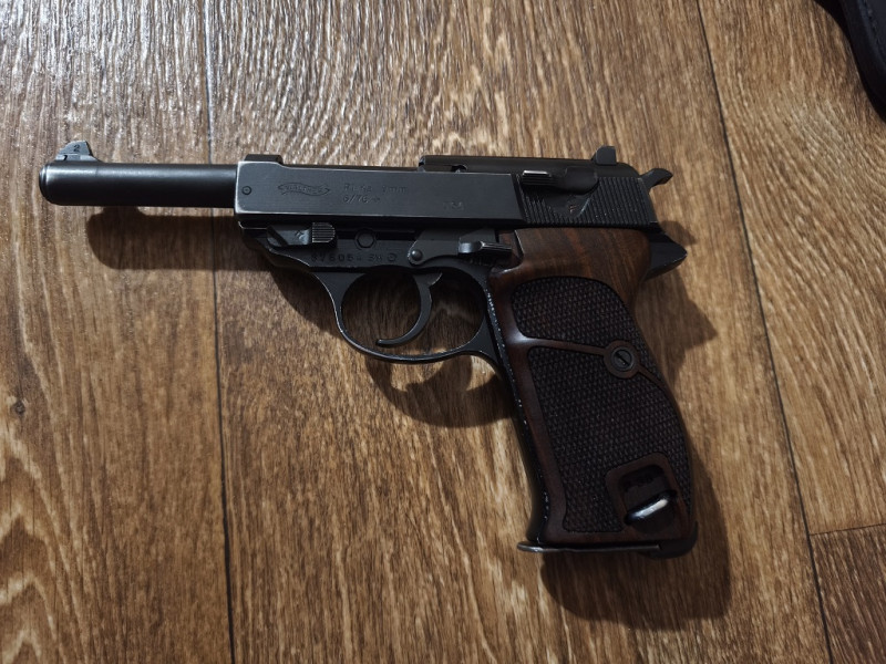 Walther P1