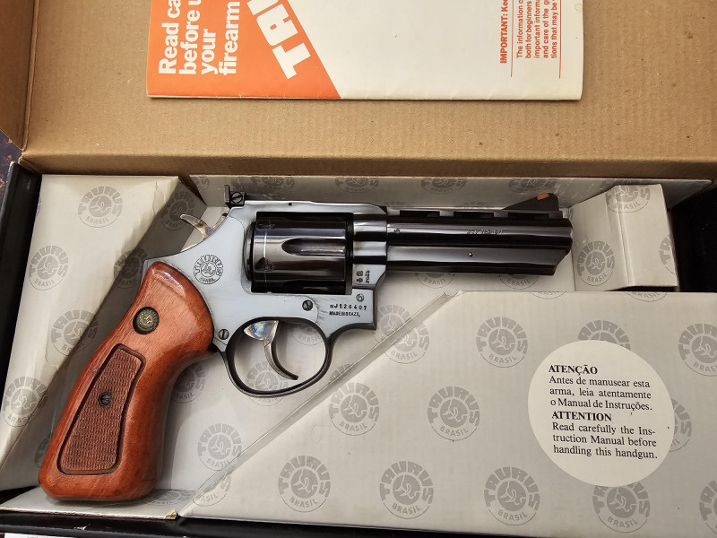 Revolver Taurus 689 .357 Magnum 4