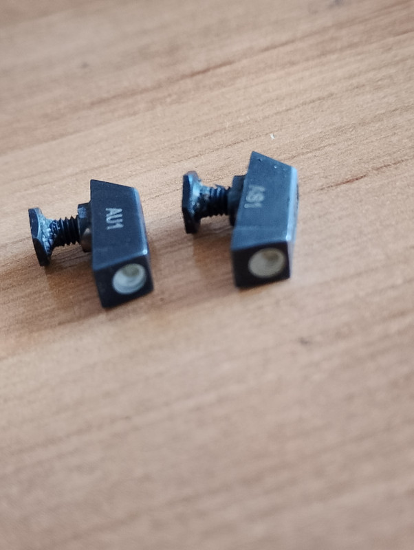 Prodám ocelovou tritiovou mušku Glock, 2 ks