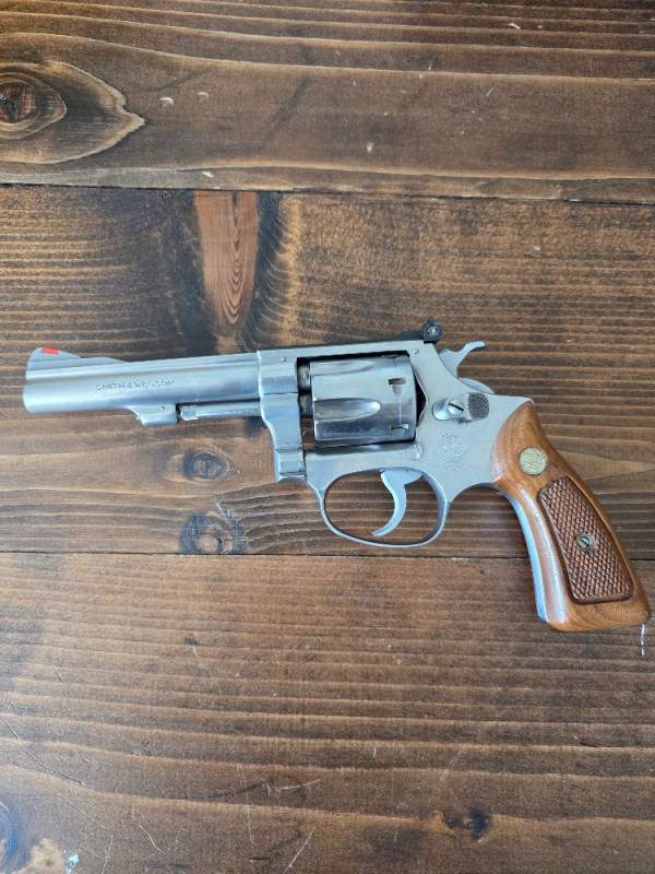 Smith and Wesson Model 63 22 LR
