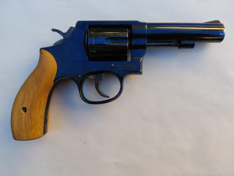 Smith & Wesson model 10-11