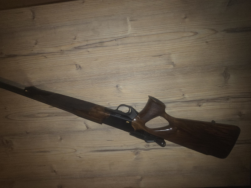 Blaser R8 