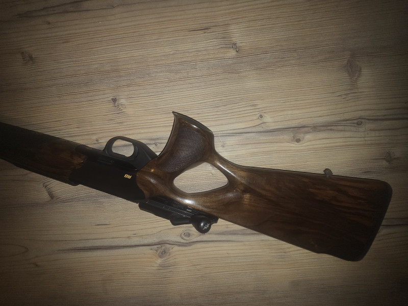 Blaser R8 