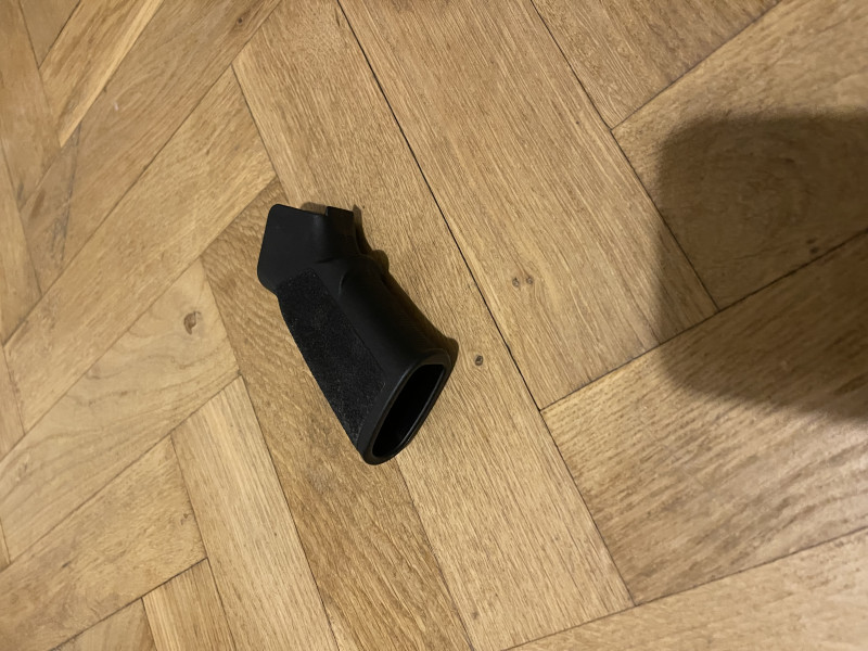 Pažba B5 enhanced SOPMOD, grip Geissele A22