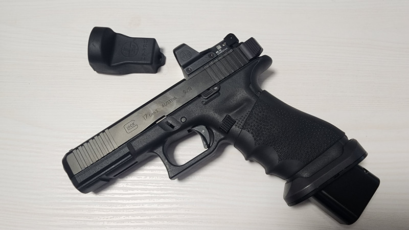 Glock 17 5 gen MOS  +  LUPOLD DELTA POINT