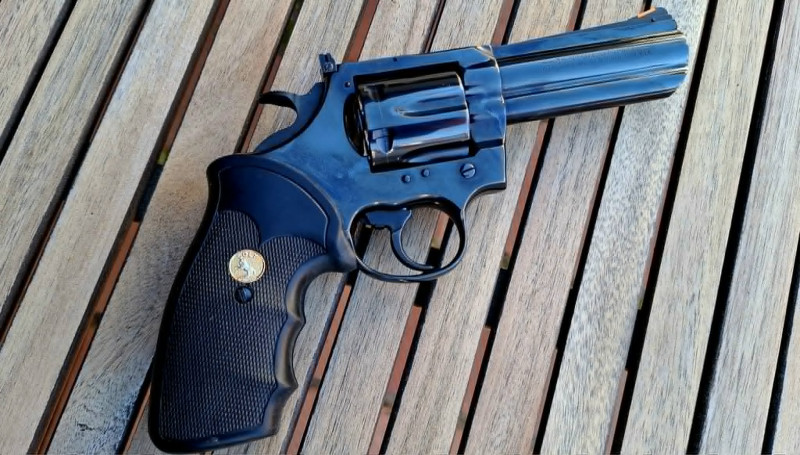 Colt King Cobra 4