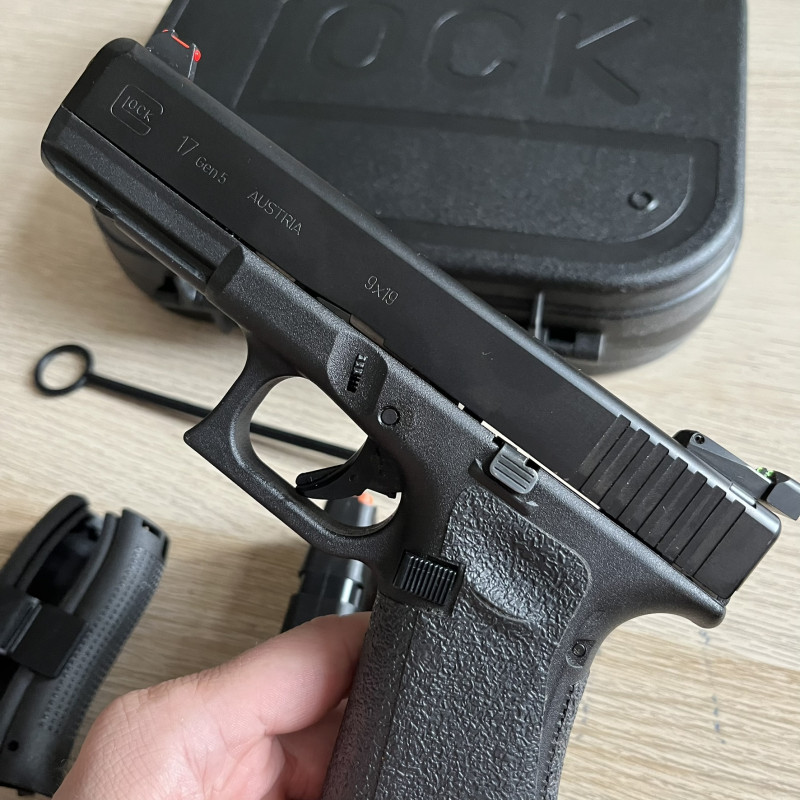 Prodám Glock 17 gen.5.