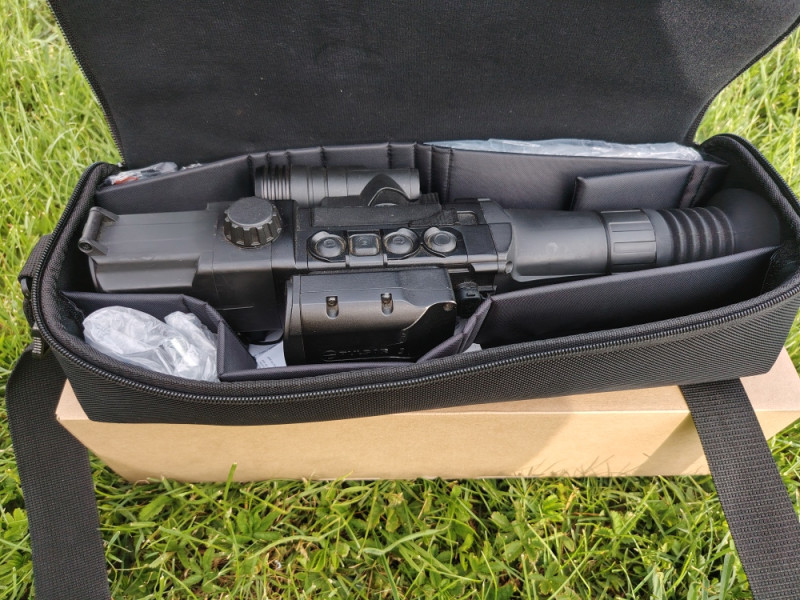 Digitální zaměřovač Digisight Ultra LRF N455
