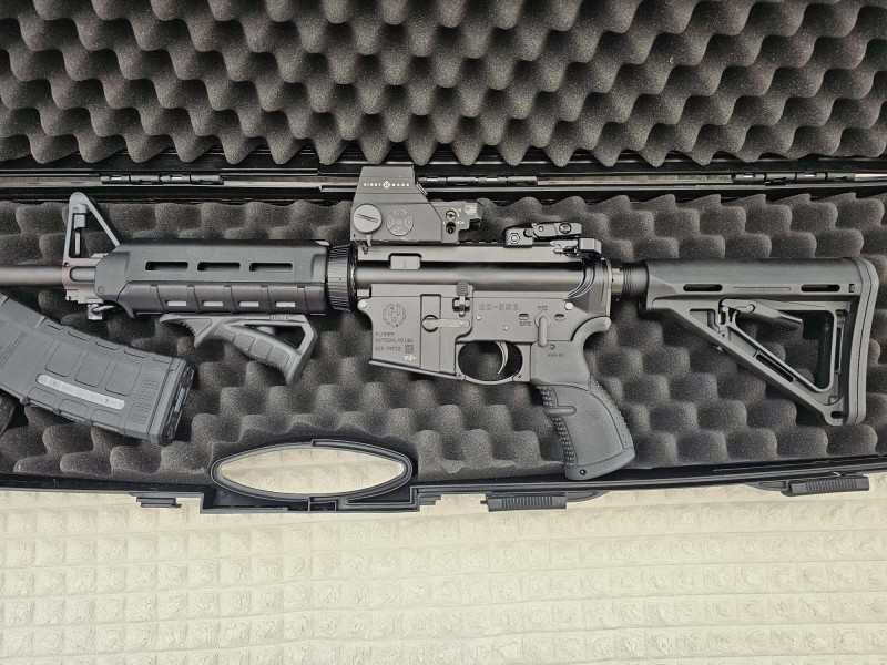 Prodám Ruger AR-556 MOE, 223 Rem., 16,1
