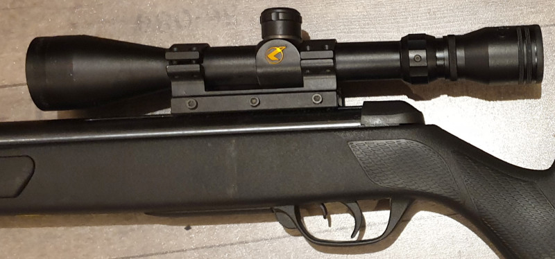 Vzduchovka Gamo Nitro s puškohledem 3-9x40