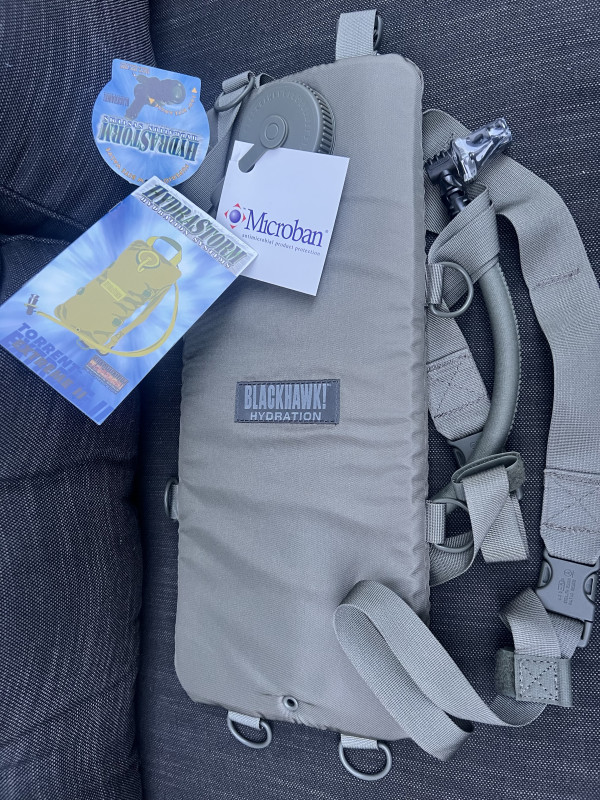 POUZDRO HYDRATION BLACKHAWK na vodu 3L Nový PC 1.850 Kč