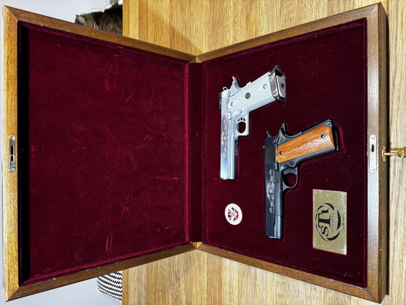 STI 2011 & STI 1911 Unikatni Sada Limitovane Edice