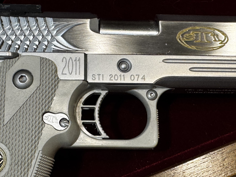 STI 2011 & STI 1911 Unikatni Sada Limitovane Edice