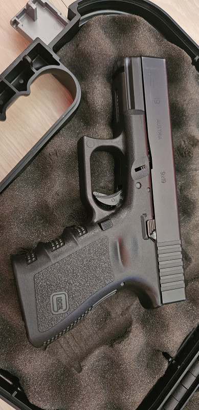 Pistole GLOCK 19 - 3.generace