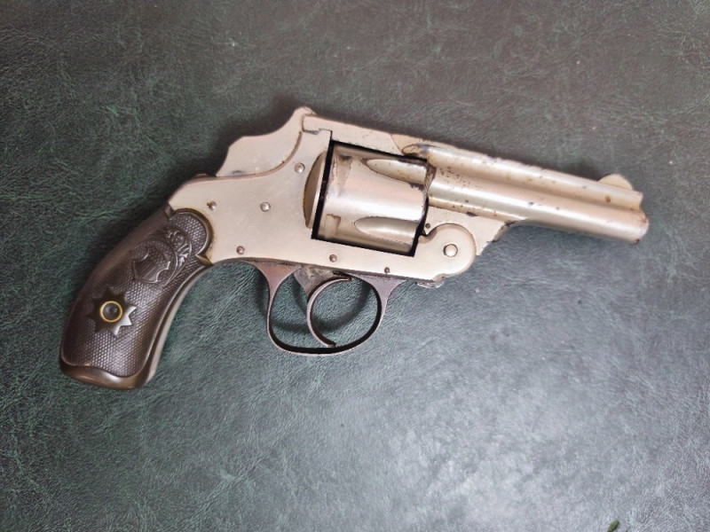 US revolver Forehand Wadsworth 38SW zlamovací