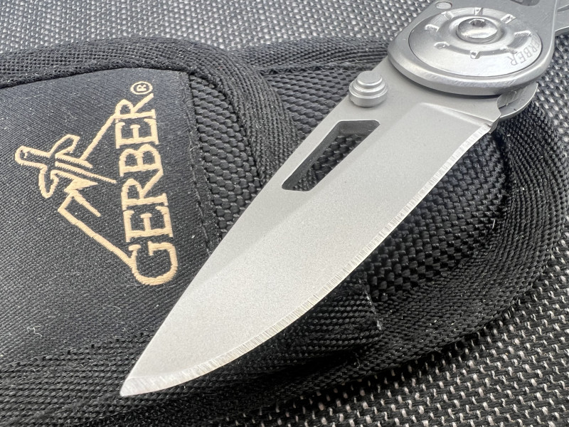Zavírací nůž Gerber USA, pouzdro, ... Nový PC 1.040 Kč