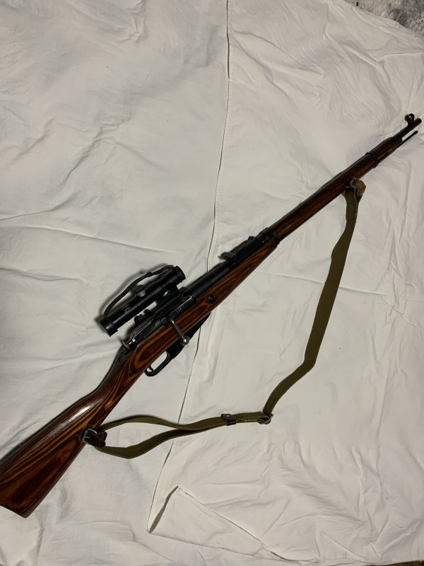 Mosin Nagant s optikou