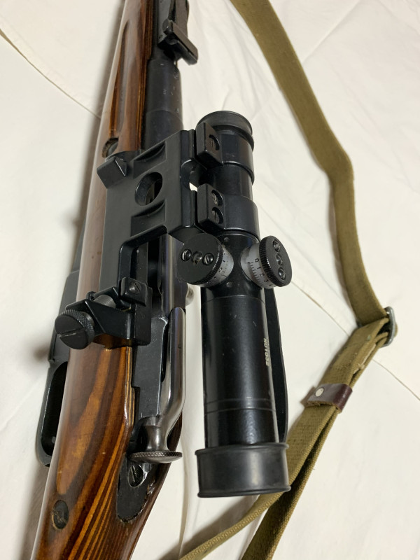 Mosin Nagant s optikou