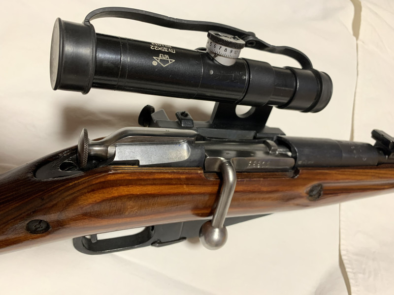 Mosin Nagant s optikou