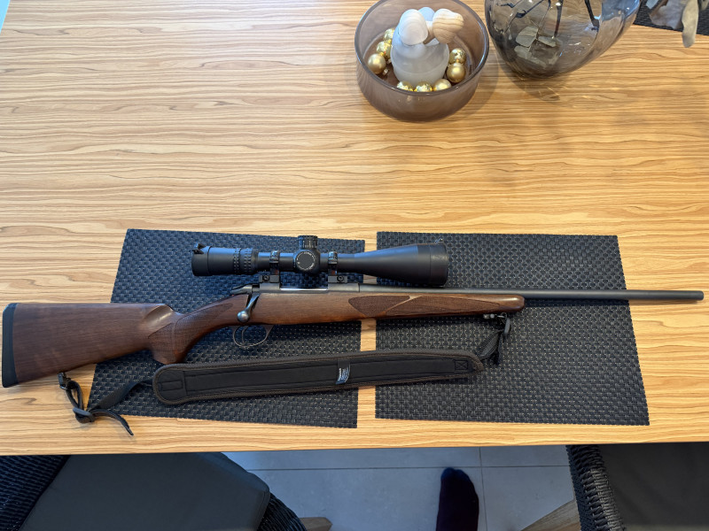Sako 85 s puškohledem Nightforce