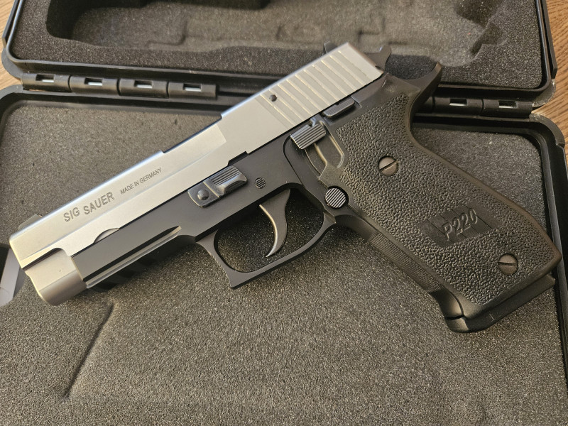 Sig sauer P220