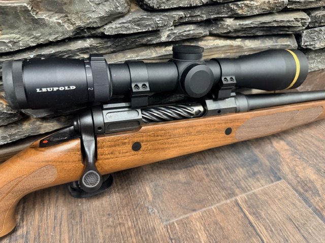Kulovnice Savage Arms 11 Light Hunter, .243 Win