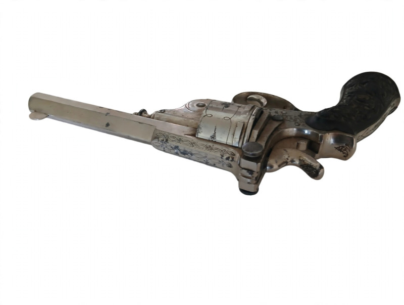 Revolver ráže 45